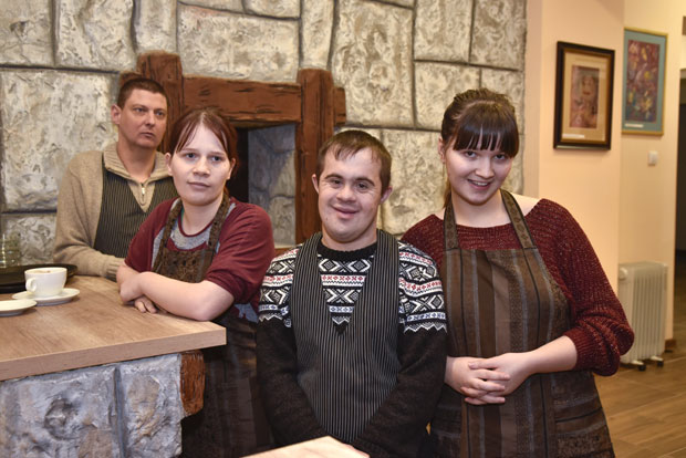 ПОСЕБНИ ЧУБУРСКИ КАФИЋ: Звуци срца за сваког госта